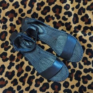 Eileen Fisher Tumbled Leather Espadrille Sandal. Size 10. No box. Retail $150